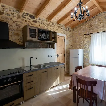 Artemis Traditional House 別荘 Valeriános