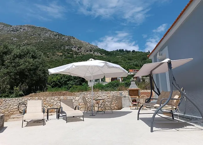 Artemis Traditional House Valeriános